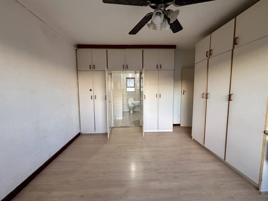 To Let 4 Bedroom Property for Rent in Brackenfell South Western Cape